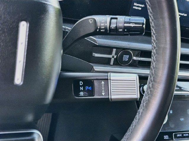 2025 Hyundai Santa Fe SEL - Photo 16