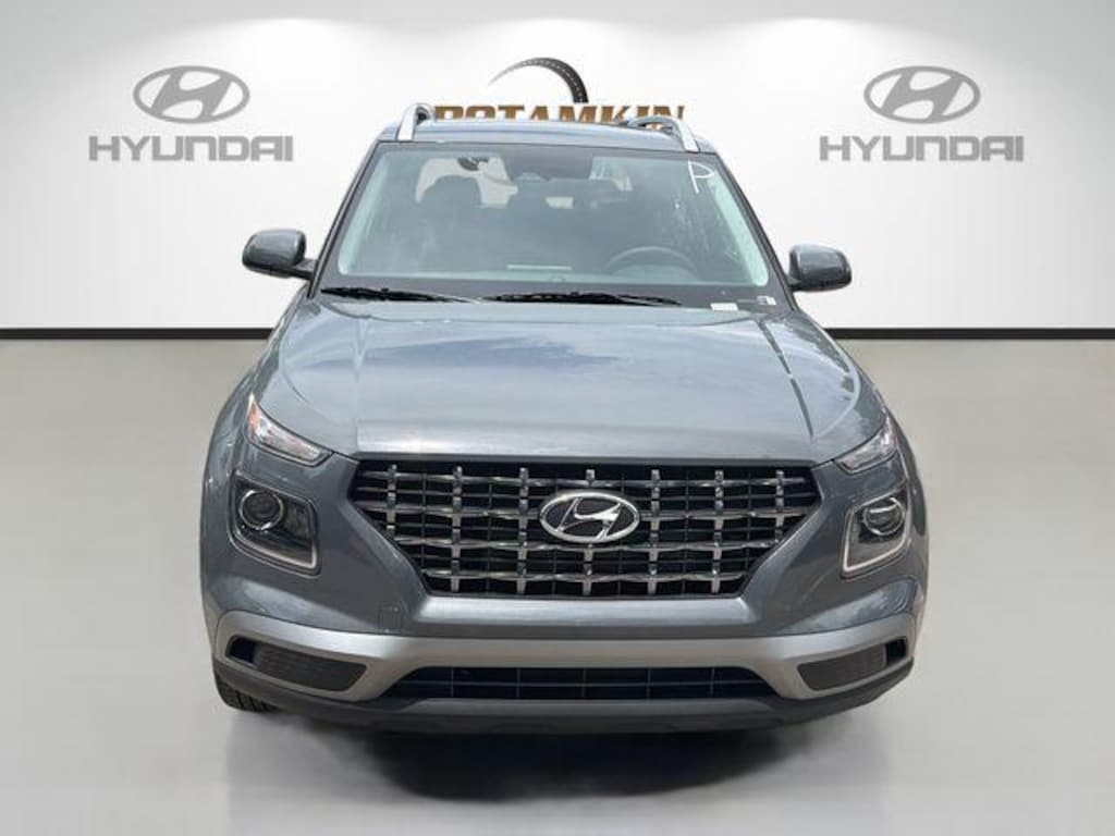 New 2026 Hyundai Venue SEL SUV