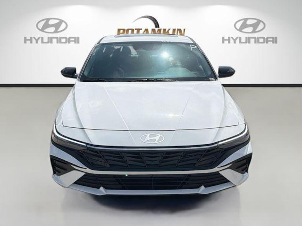 New 2026 Hyundai Elantra SEL Sport Sedan