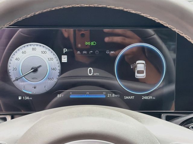 2025 Hyundai Elantra SEL - Photo 12