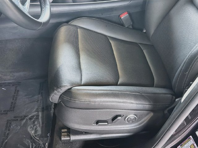 2025 GENESIS GV70 Standard - Photo 19