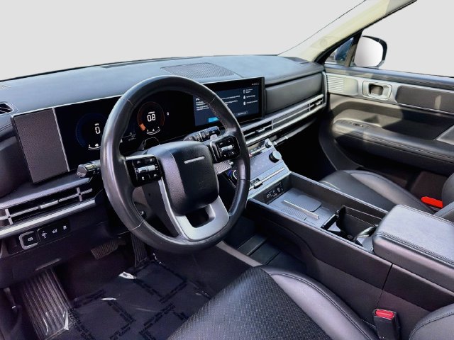 2025 Hyundai Santa Fe SEL - Photo 9