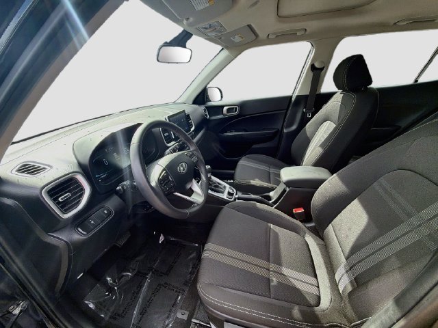 2025 Hyundai Venue SEL - Photo 20