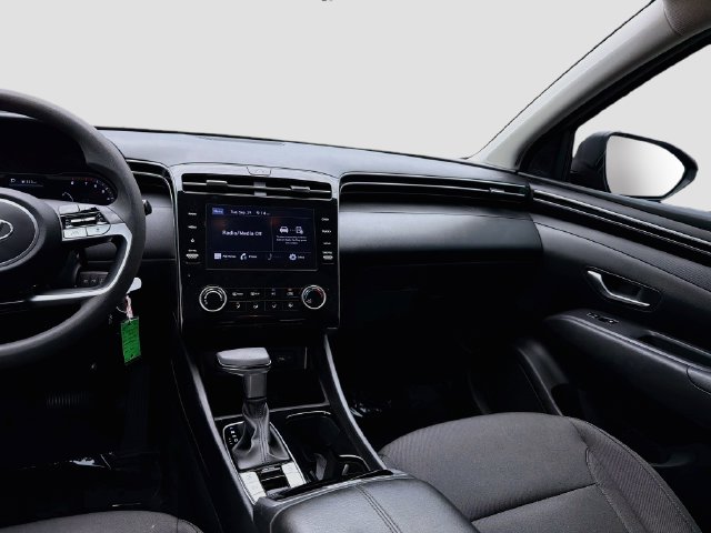 2023 Hyundai Tucson SE - Photo 21