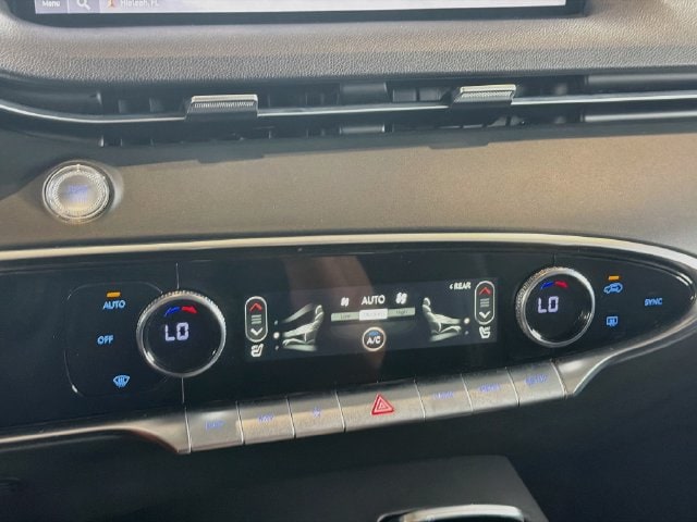 2025 GENESIS GV70 Standard - Photo 15