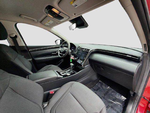 2023 Hyundai Tucson SE - Photo 25