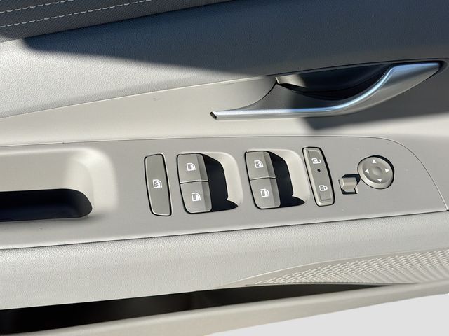 2026 Hyundai Elantra SEL Sport - Photo 17