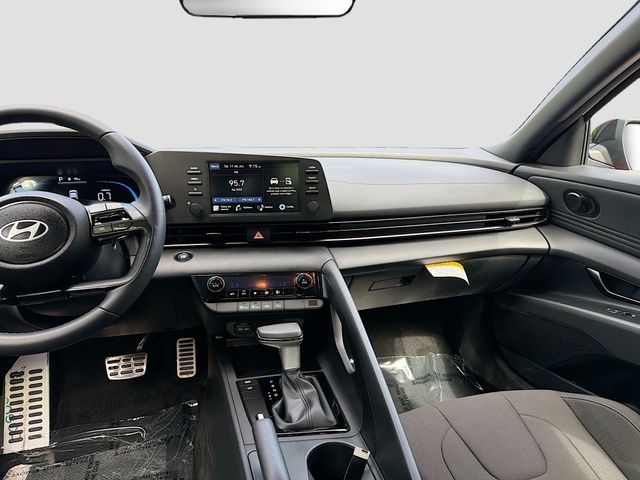 2026 Hyundai Elantra SEL Sport - Photo 21