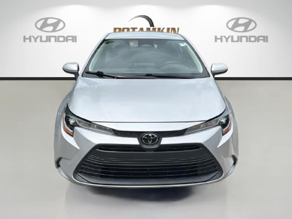 Used 2024 Toyota Corolla LE Sedan