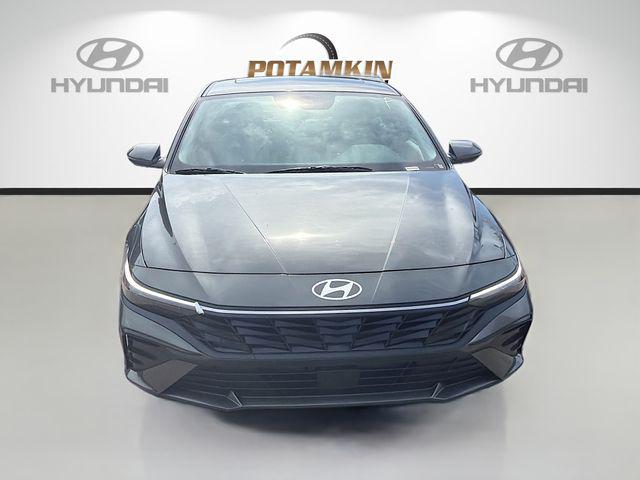 New 2026 Hyundai Elantra Limited Sedan