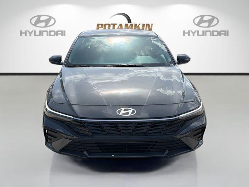 New 2026 Hyundai Elantra SEL Sport Sedan