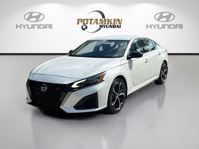 Used 2024 Nissan Altima 2.5 SR Sedan