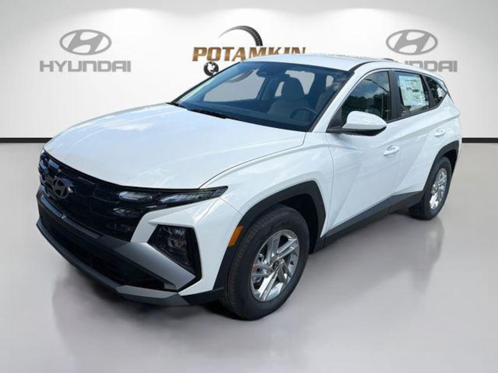 New 2026 Hyundai Tucson SE FWD SUV
