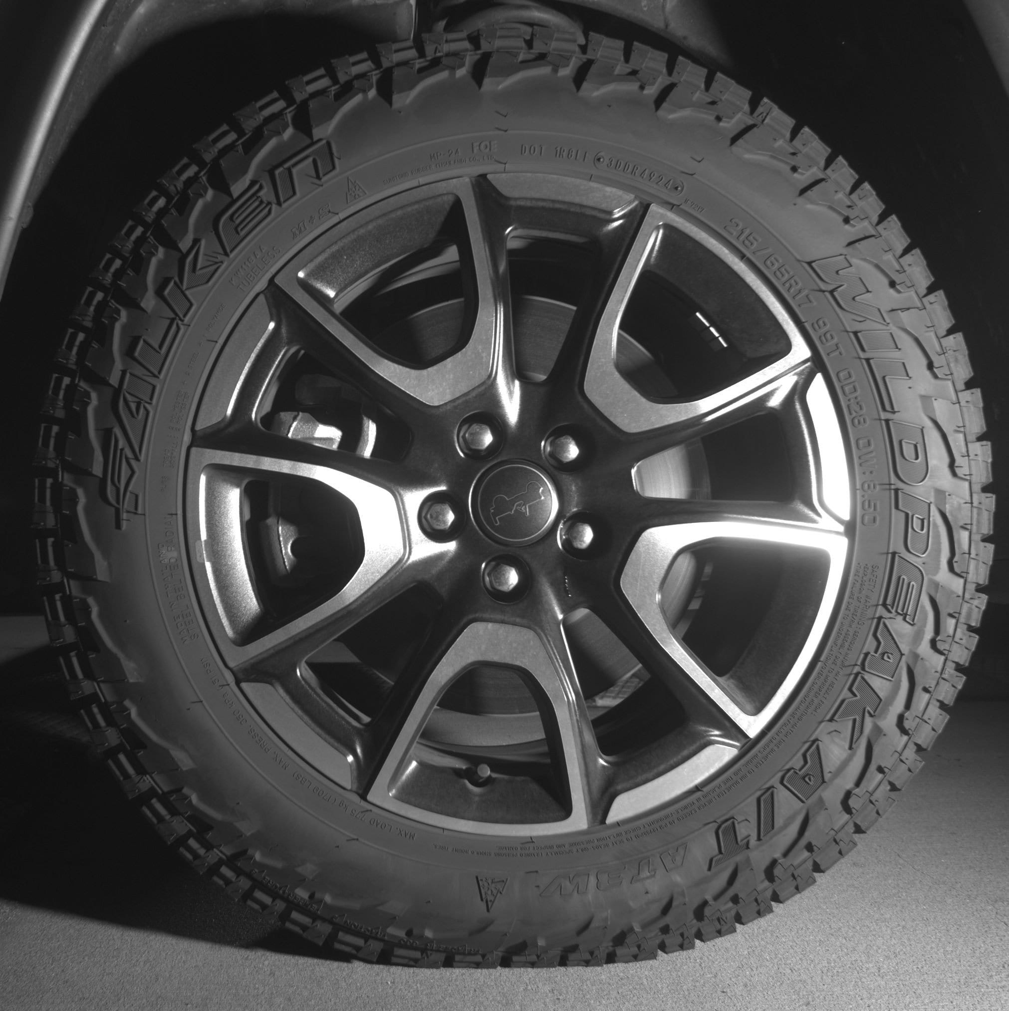 Thumbnail: 2025 Jeep Compass - 11