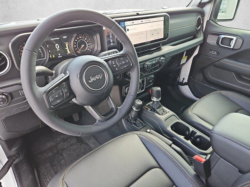 New 2026 Jeep Gladiator Sahara Truck Crew Cab