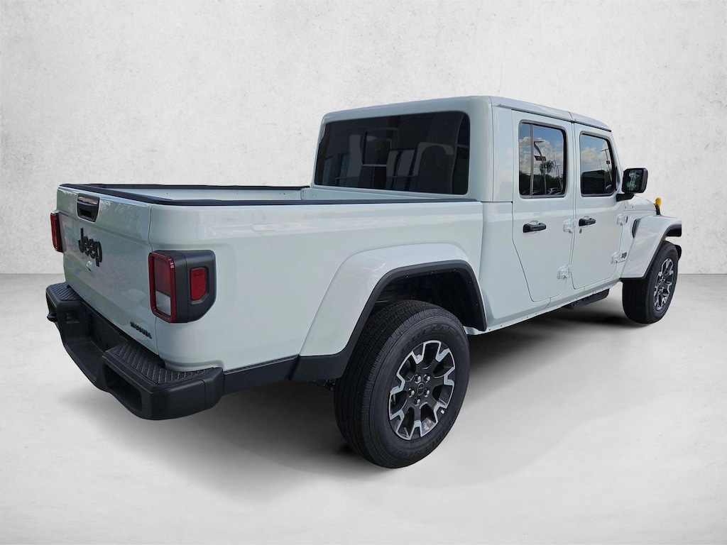 New 2026 Jeep Gladiator Sahara Truck Crew Cab