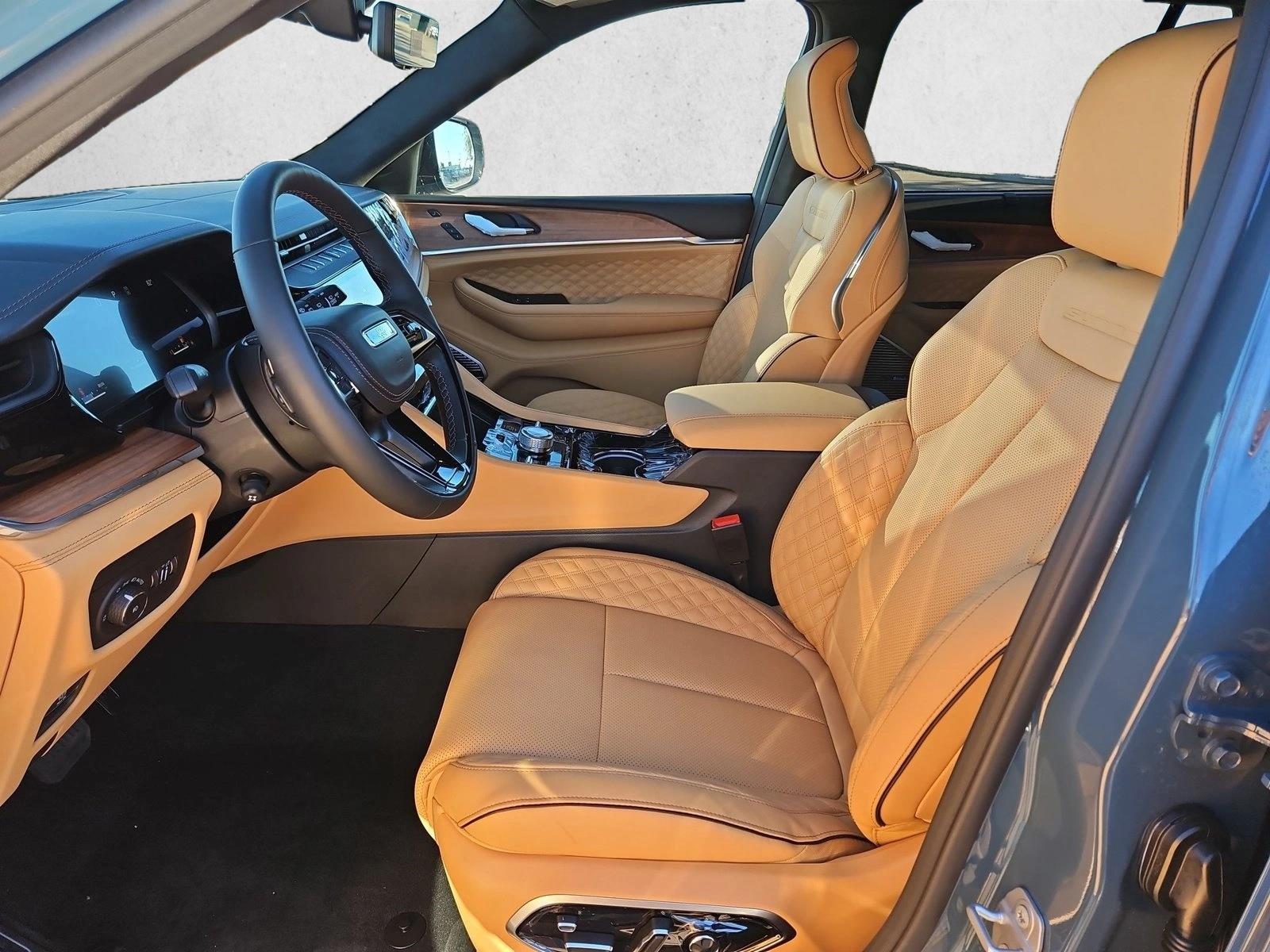 New 2027 Jeep Grand Cherokee Summit SUV