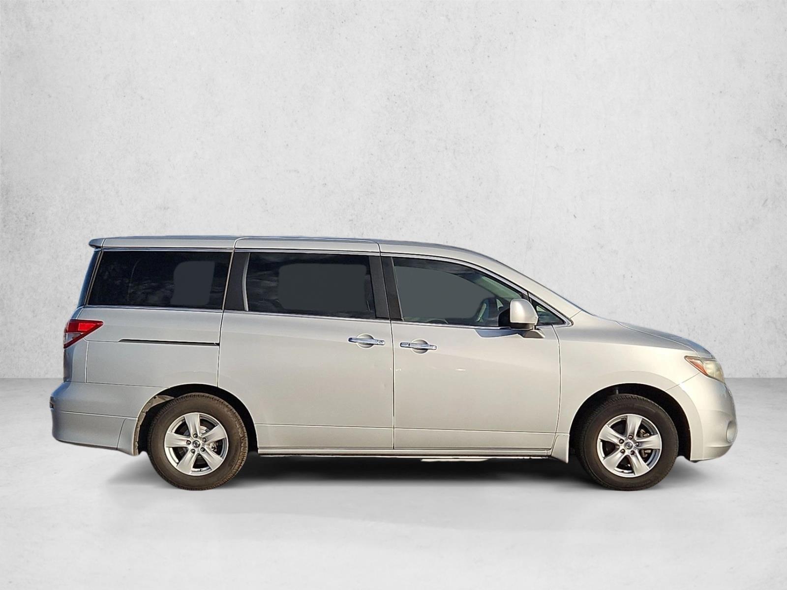 Used 2014 Nissan Quest SV Mini-van Passenger
