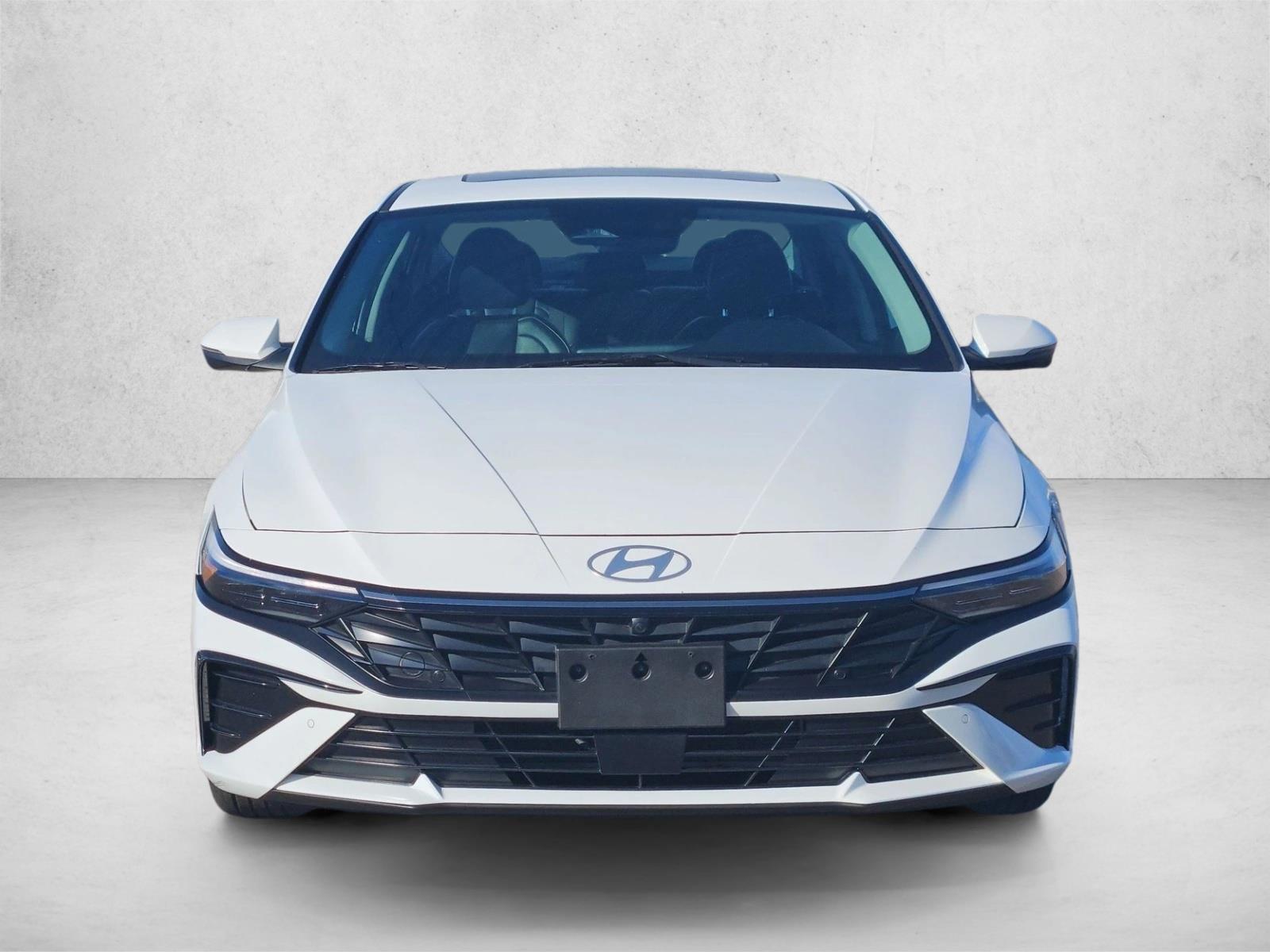 Used 2024 Hyundai Elantra Limited 4dr Car