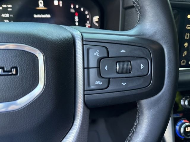 2023 GMC Yukon Denali - Photo 16