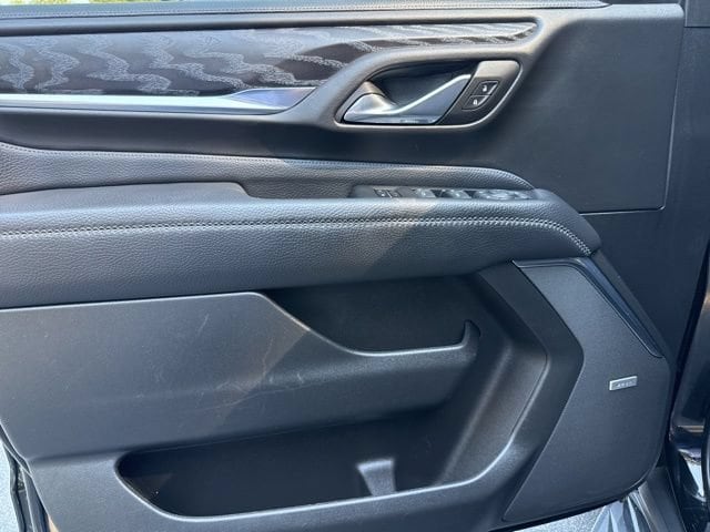 2023 GMC Yukon Denali - Photo 9