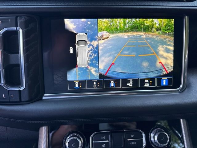 2023 GMC Yukon Denali - Photo 19