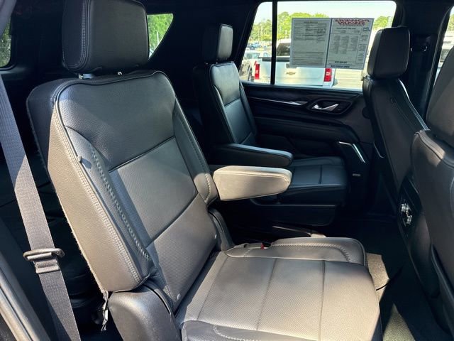2023 GMC Yukon Denali - Photo 32