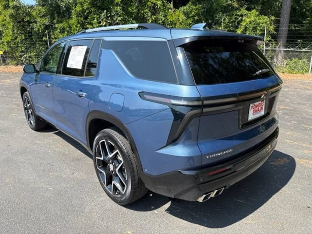 Used 2025 Chevrolet Traverse High Country SUV