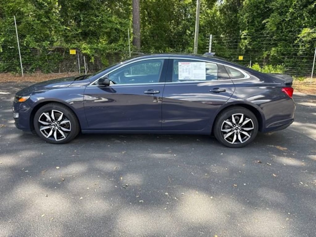 Used 2025 Chevrolet Malibu RS Car