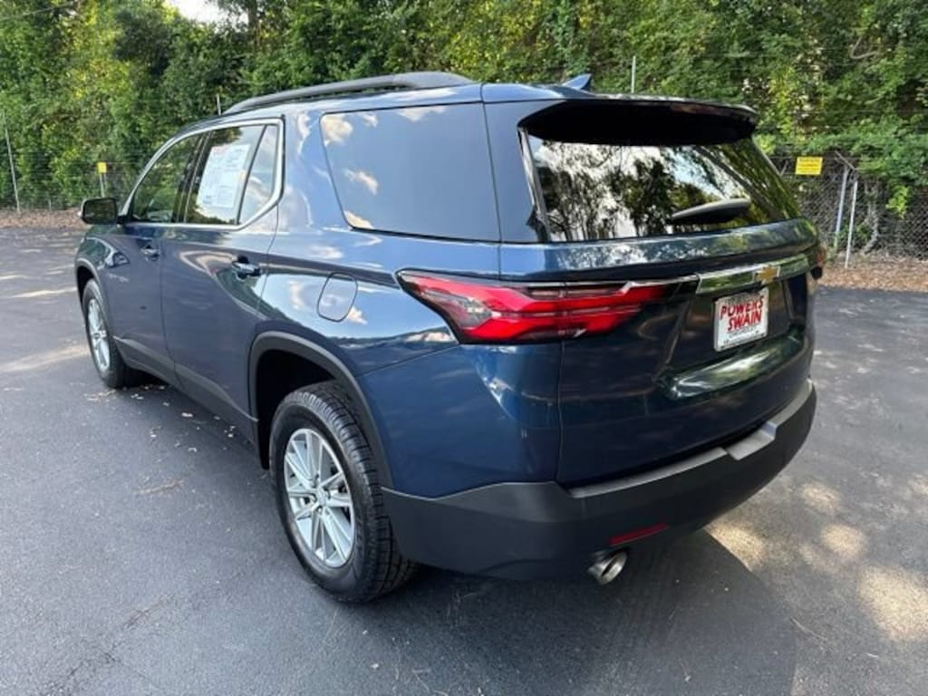 Used 2023 Chevrolet Traverse LT Cloth SUV