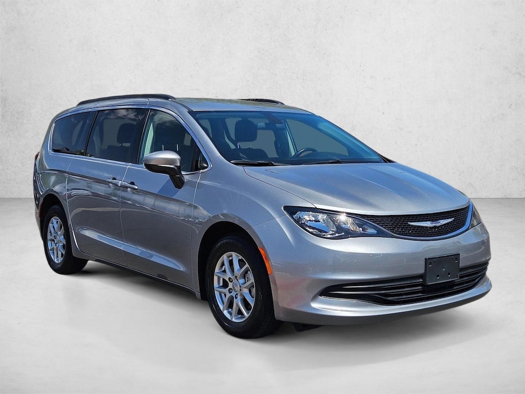 Used 2020 Chrysler Voyager LX Van Passenger Van