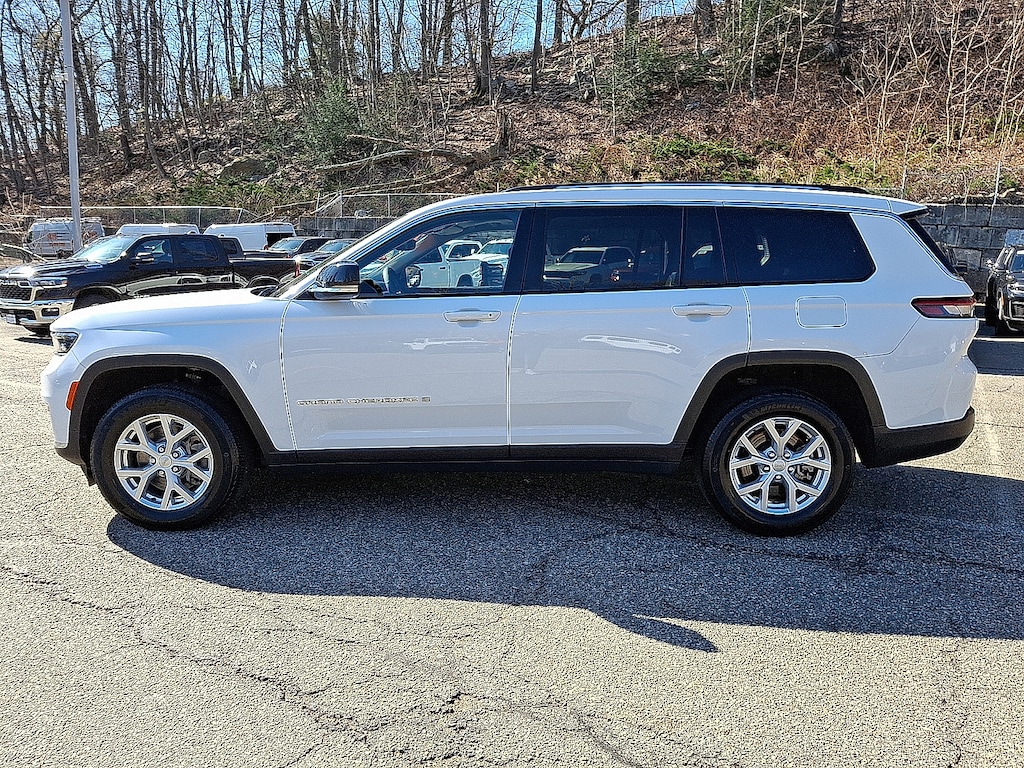 Used 2023 Jeep Grand Cherokee L Limited 4x4 Sport Utility