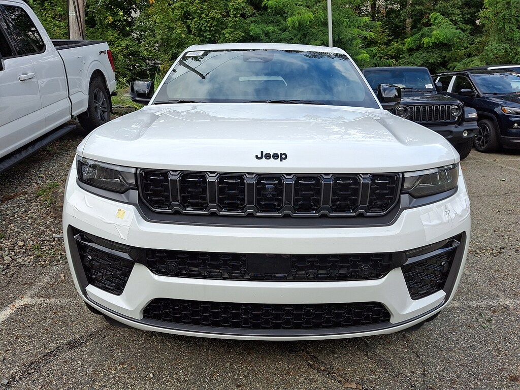 New 2027 Jeep Grand Cherokee Limited Reserve Sport Utility