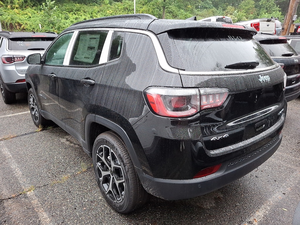 New 2026 Jeep Compass LIMITED 4X4 Sport Utility