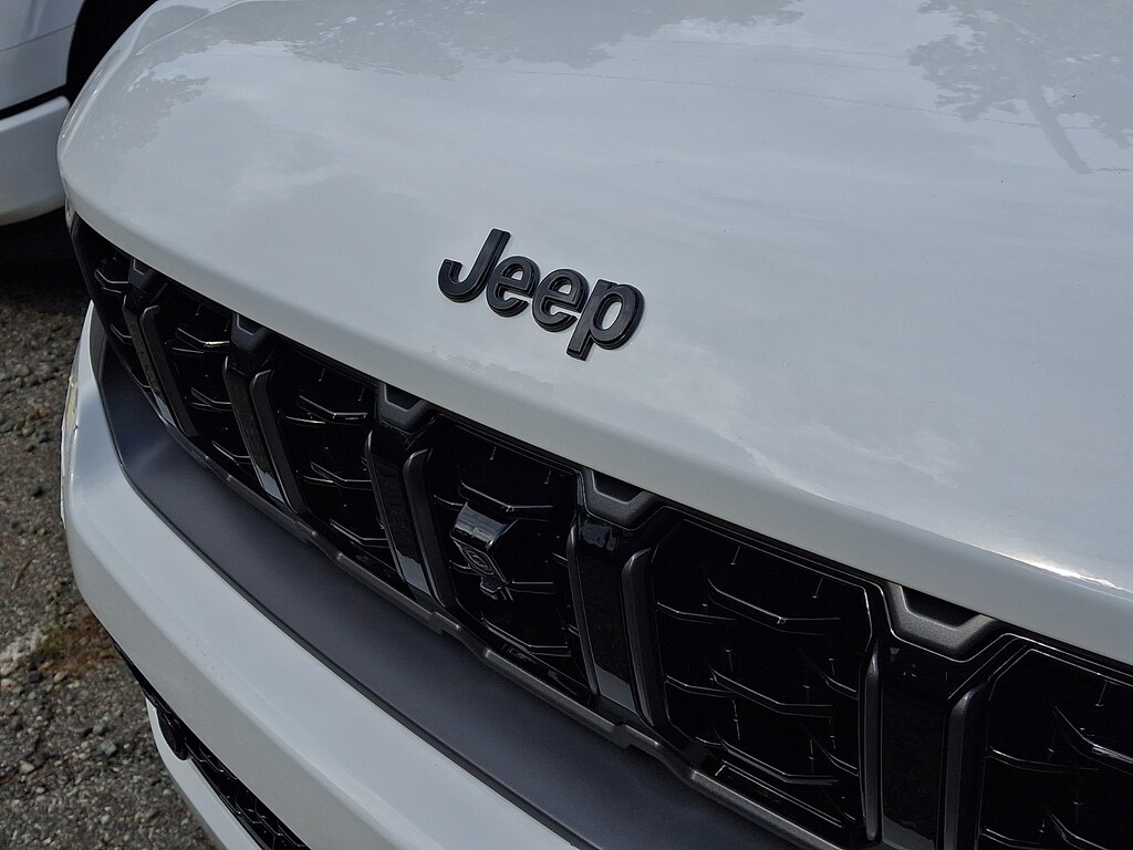 New 2027 Jeep Grand Cherokee Limited Reserve Sport Utility