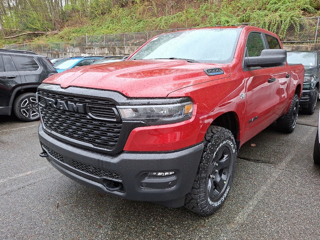 New 2026 Ram 1500 WARLOCK CREW CAB 4X4 5'7 BOX Pickup