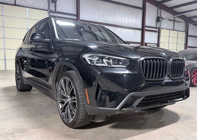 2022 BMW X3 30i