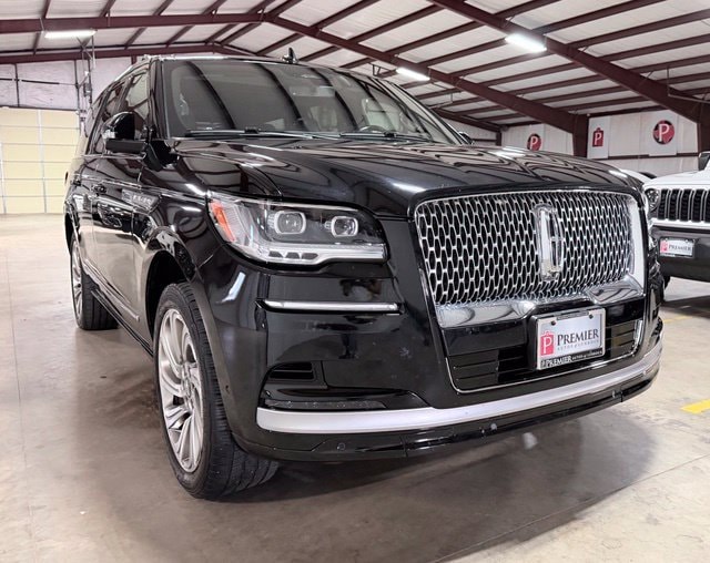 2022 Lincoln Navigator