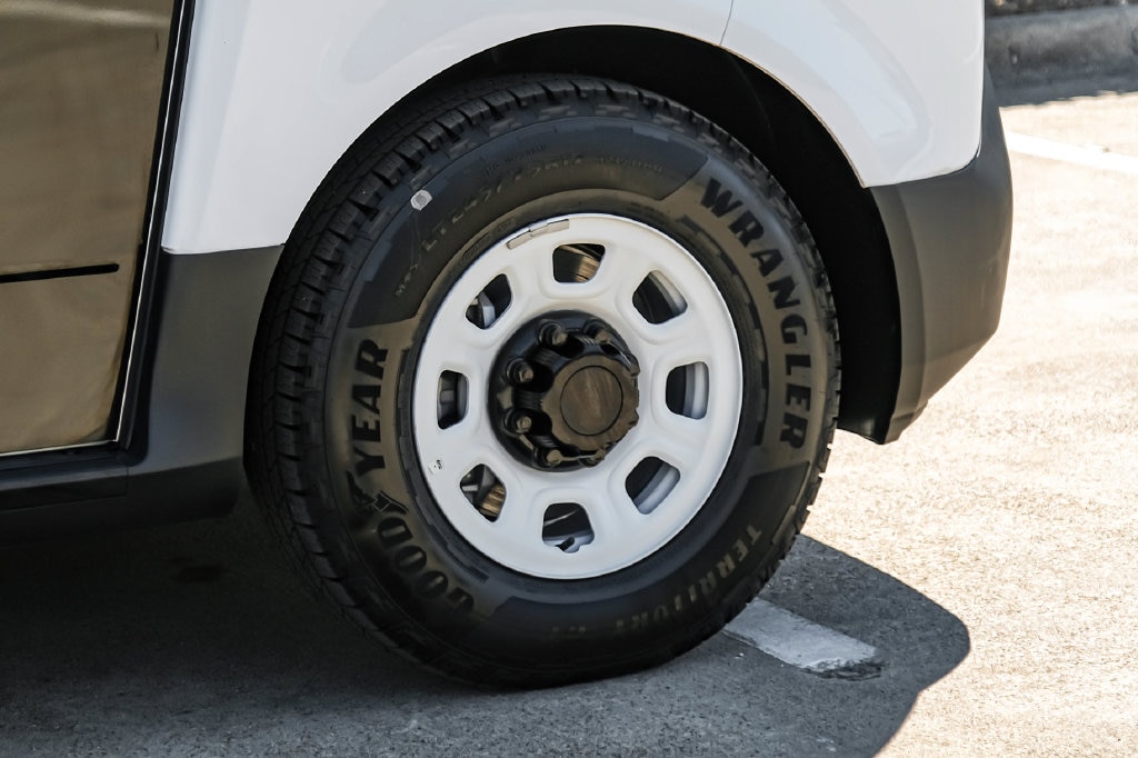 Used 2025 Chevrolet BrightDrop 600 Cargo Van