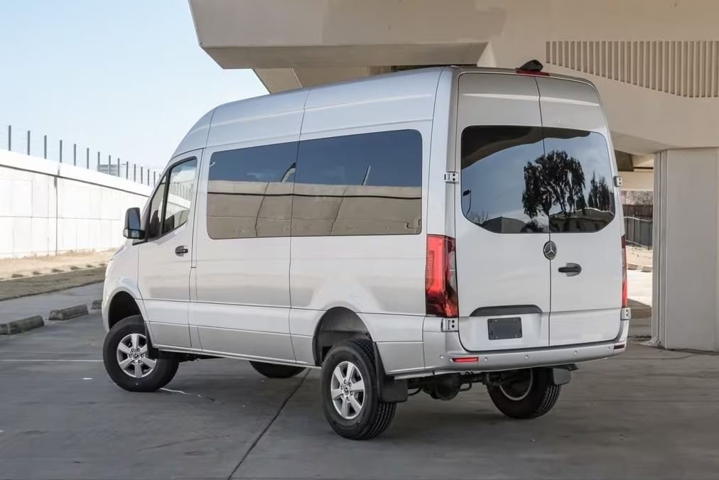 2023 Mercedes-Benz Sprinter Cargo Van Base - Photo 9
