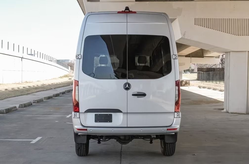2023 Mercedes-Benz Sprinter Cargo Van Base - Photo 8