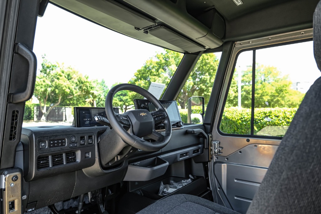 Used 2025 Chevrolet BrightDrop 600 Cargo Van