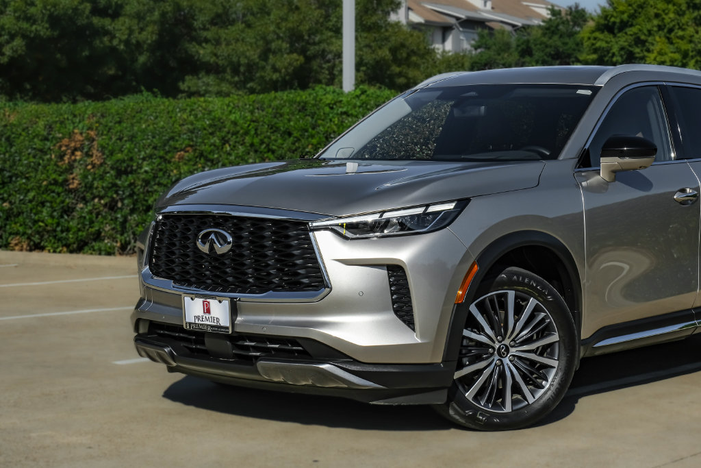 Used 2025 INFINITI QX60 Sensory SUV