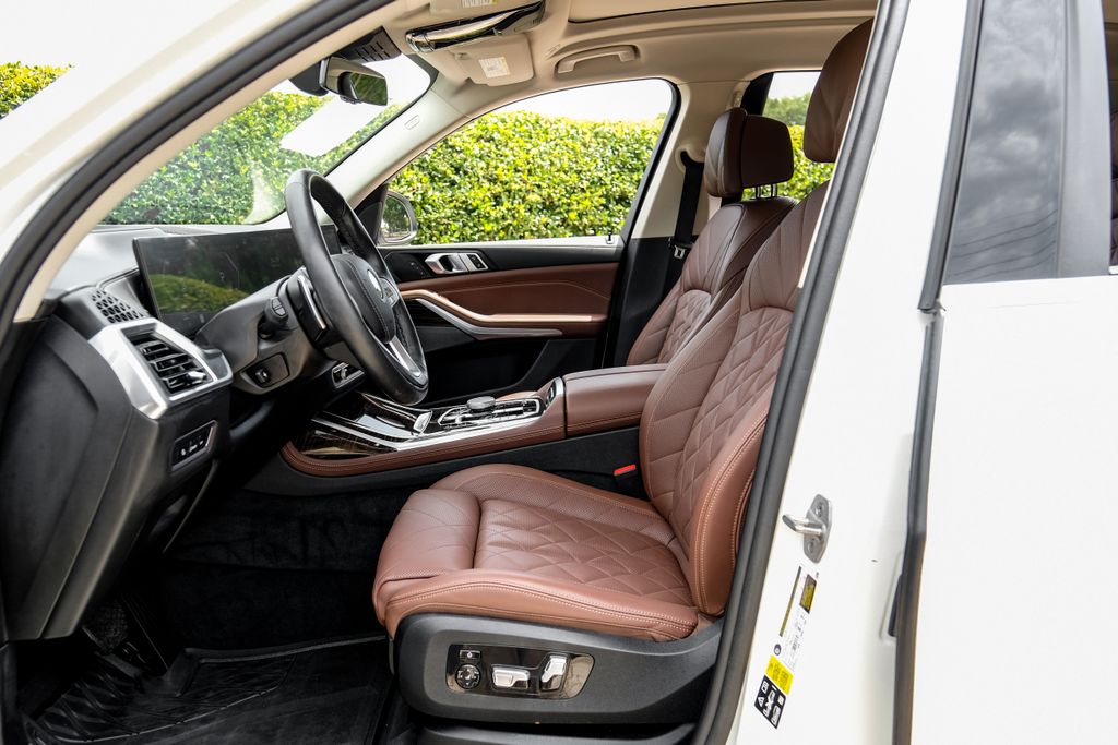 Used 2024 BMW X7 xDrive40i SUV