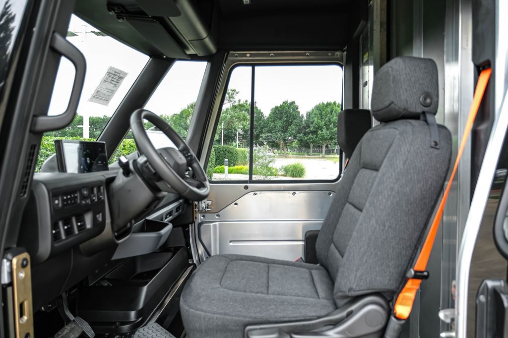 Used 2024 Brightdrop Zevo 400 EV Cargo Van Cargo Van