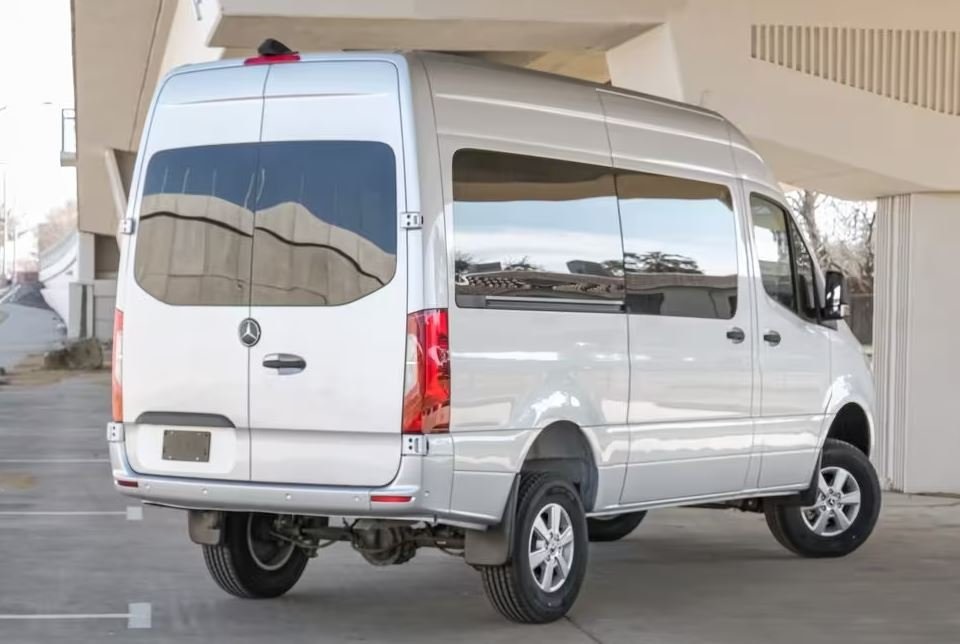2023 Mercedes-Benz Sprinter Cargo Van Base - Photo 7
