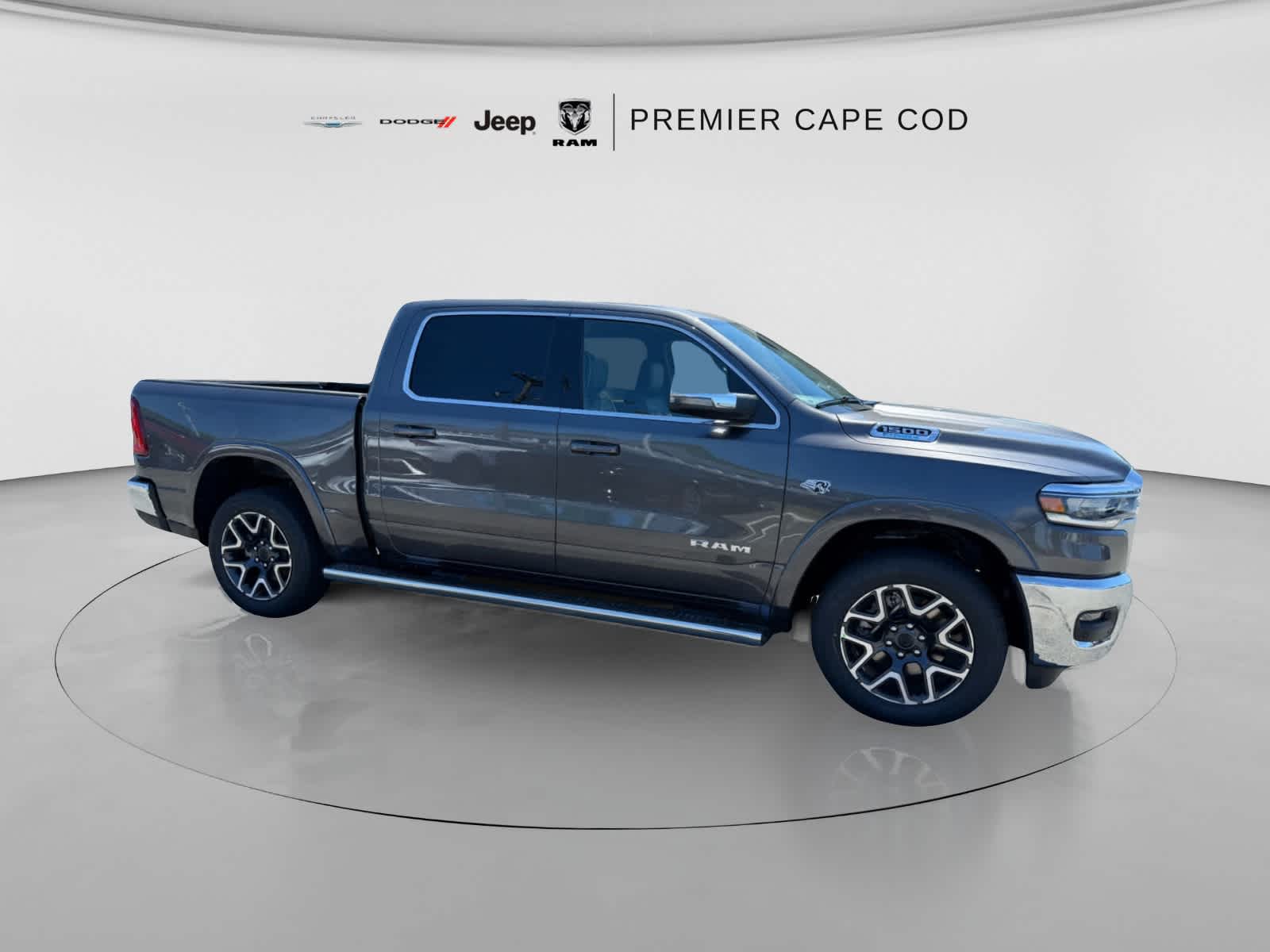 2026 Ram 1500 LARAMIE CREW CAB 4X4 5'7 BOX Pickup