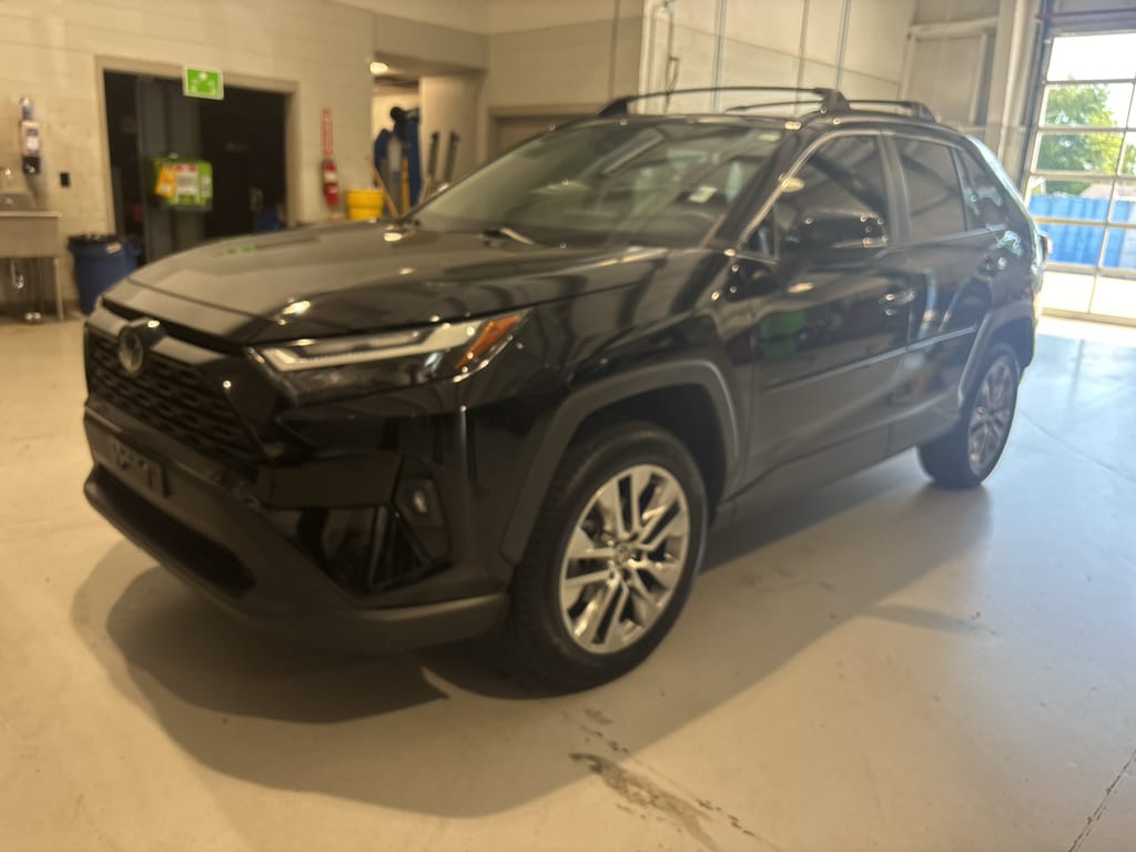 2022 Toyota RAV4 XLE Premium