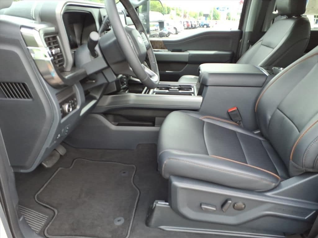 New 2026 Ford F-250SD Lariat Truck