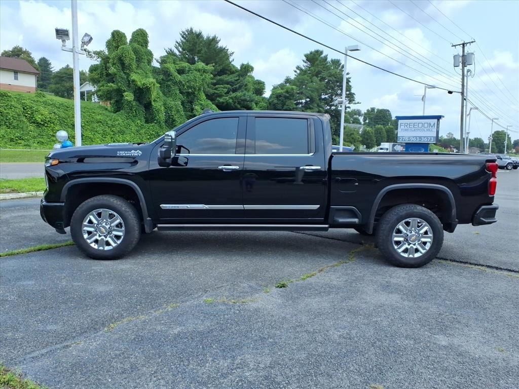 Used 2024 Chevrolet Silverado 2500HD High Country Truck